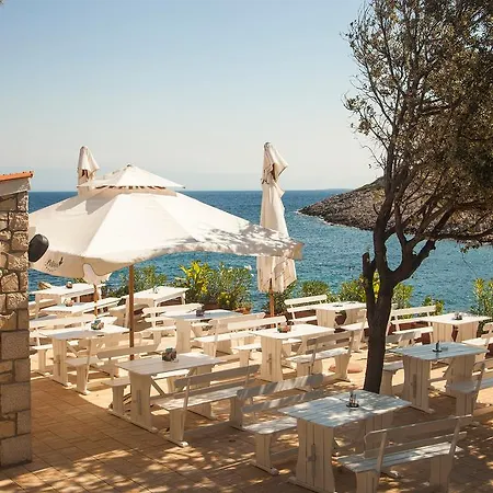 Village Poljana Campsite Mali Losinj