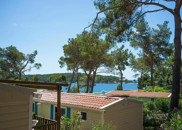 Campsite Village Poljana 3*