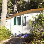 Kemp Village Poljana 3*
